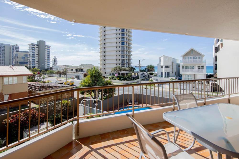 Bougainvillea Gold Coast Holiday Apartments Екстер'єр фото